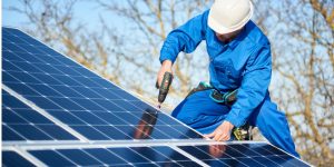 Installation Maintenance Panneaux Solaires Photovoltaïques à Villers-en-Arthies